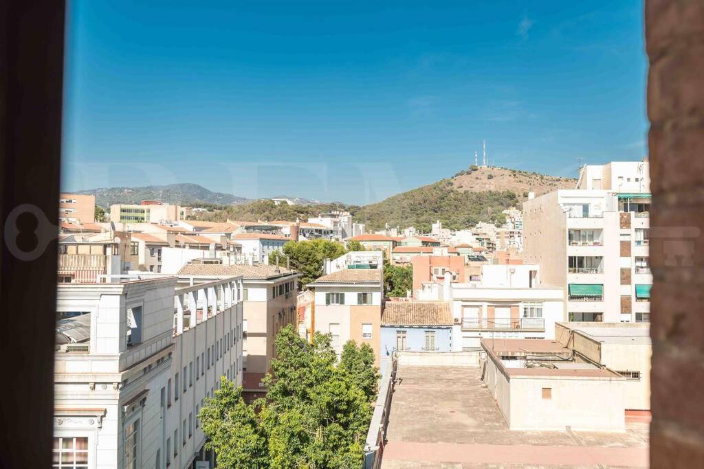 Modern Apartment Next To The Cervantes Theatre By Rems Málaga Exterior foto